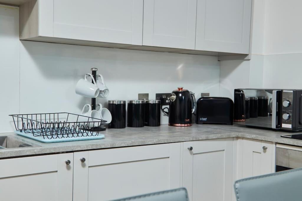 Beautiful Central Apartment 利明顿 外观 照片